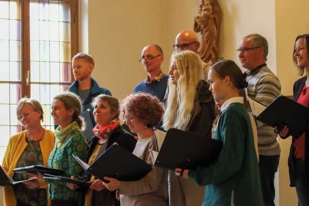 Singende Personen