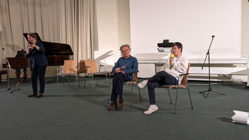 Manfred Kerklau und Pascal Kries auf der Bühne